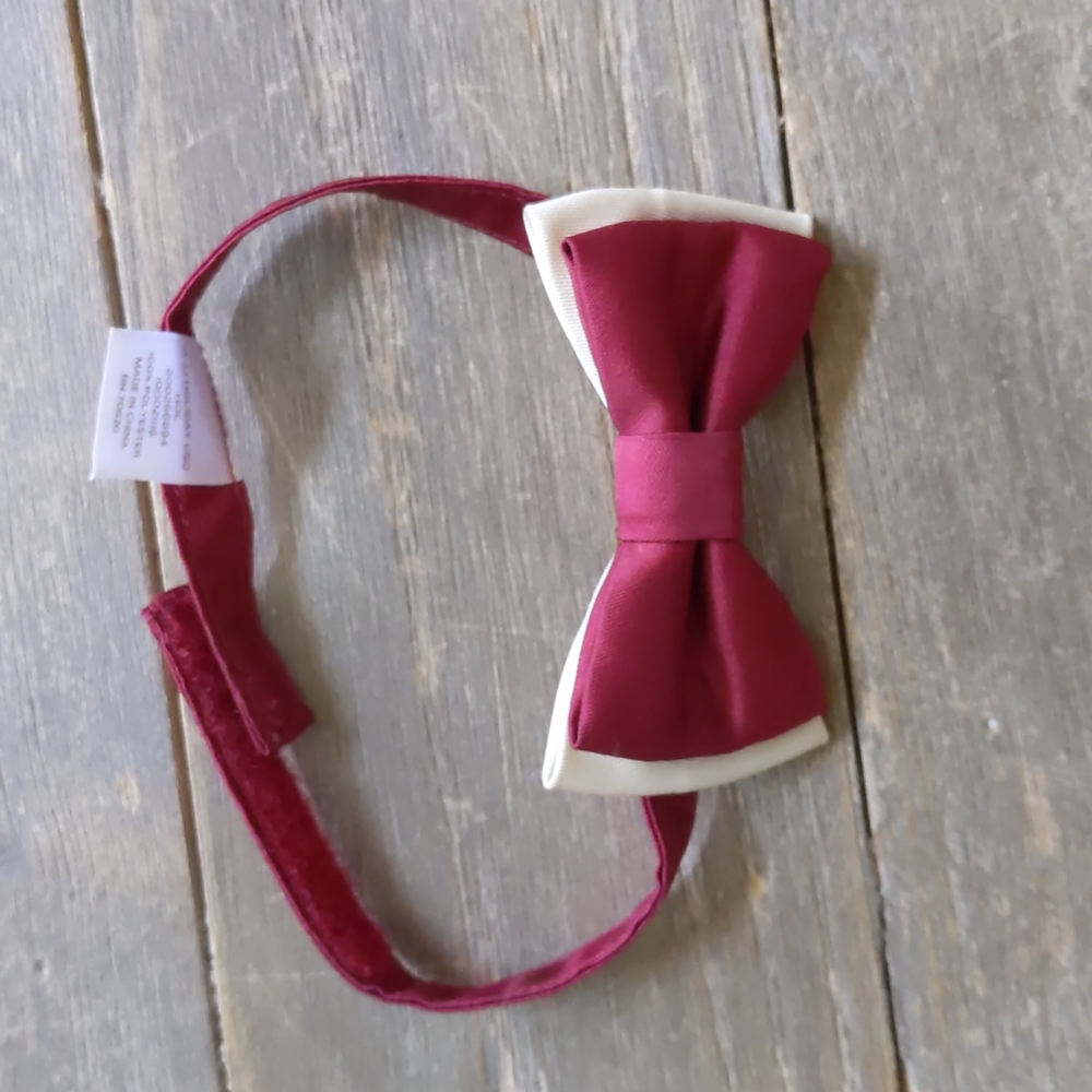 Size 12-24 months Janie and Jack satin holiday bow tie